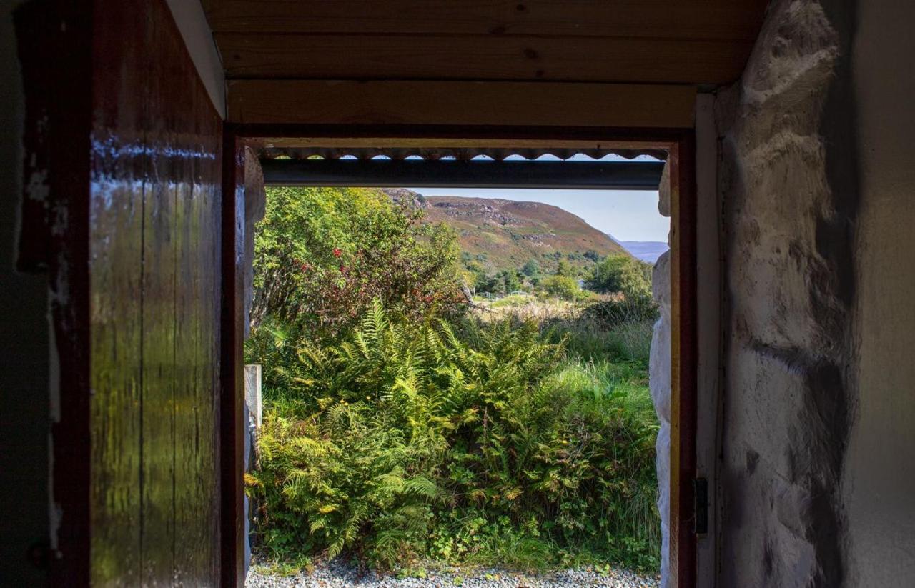 Half Of 12 Camustianavaig Villa Camastianavaig Eksteriør billede